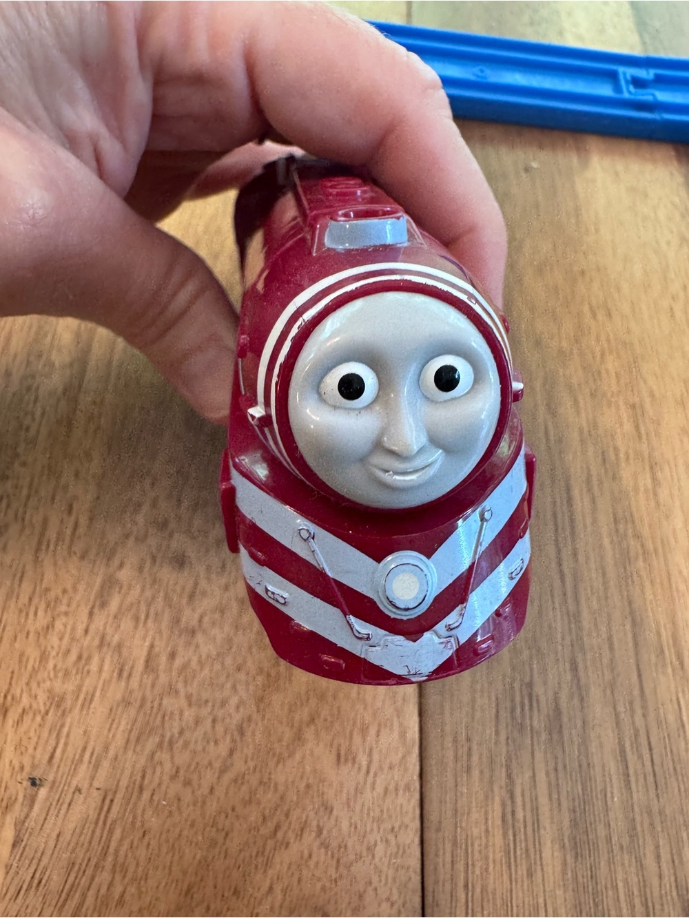 Thomas & Friends Caitlin Tomy Motorized Train Engine